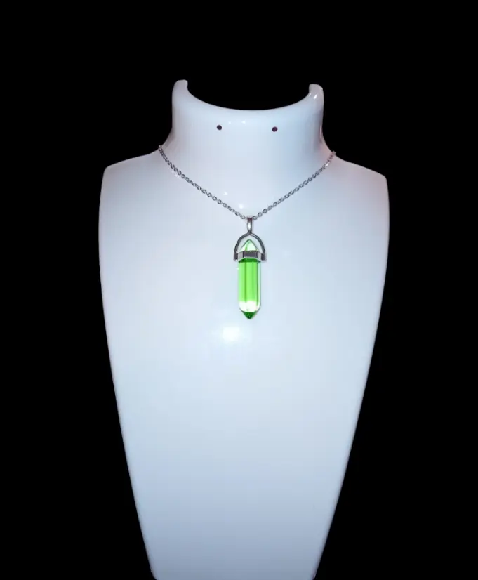 pendentif cristal vert