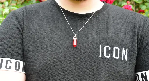 pendentif cristal rouge